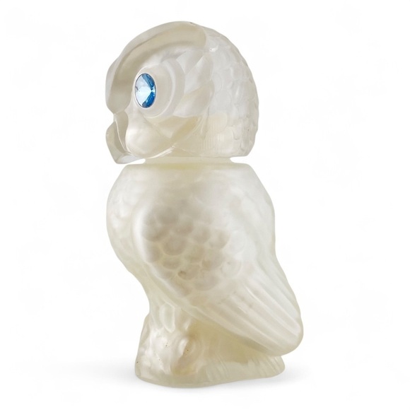 Avon Snow Owl Moonwind Powder Sachet 1.25oz - Picture 5 of 7